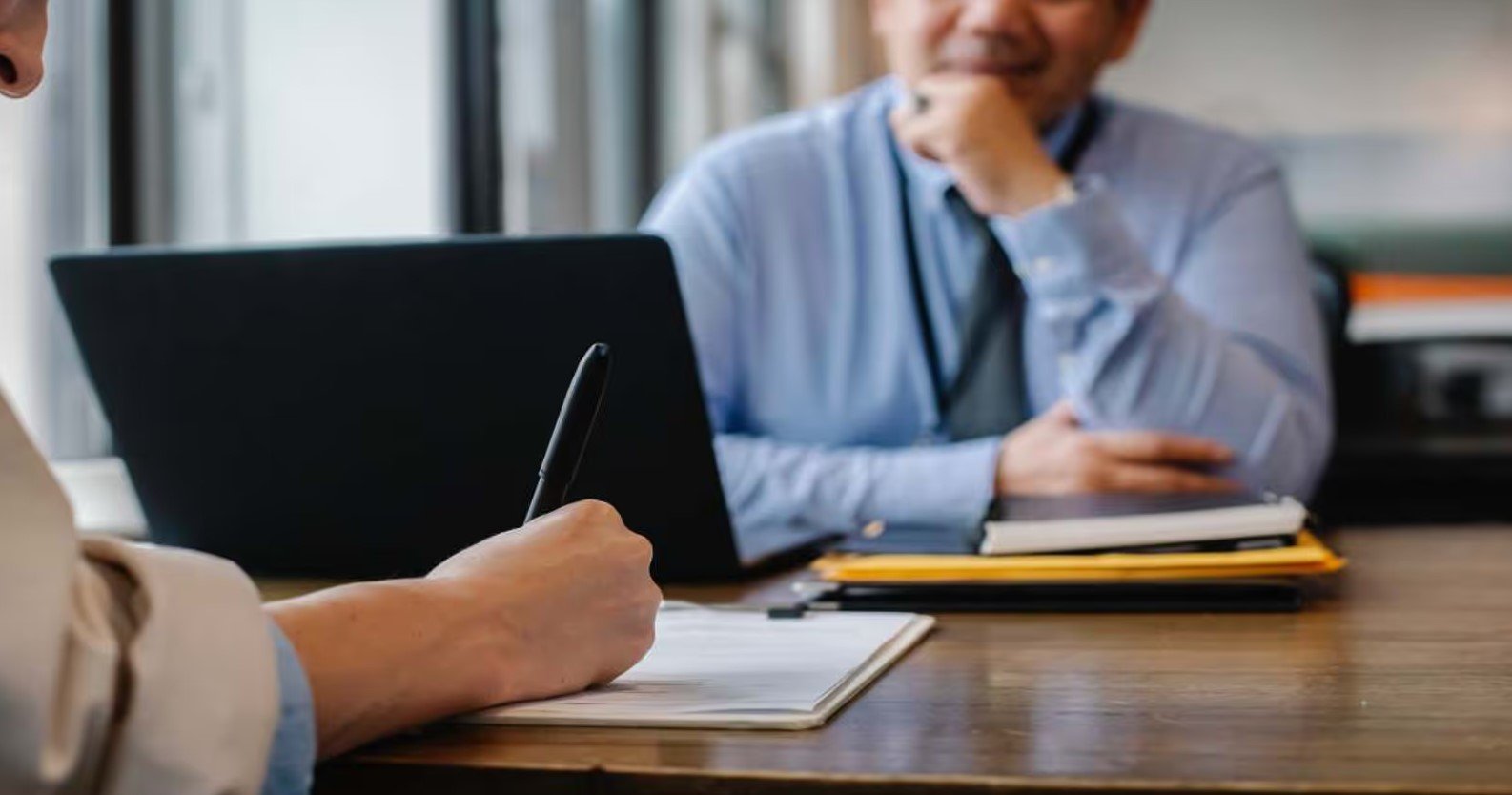 युवा – इंटरव्यू में पूछे जाने वाले आसान और Modern Hindi सवाल‑जवाब (2025 Guide)